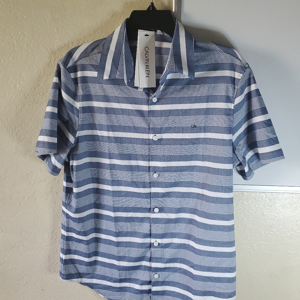 Top Calvin Klein Men's’ Blue  Multi-stripped